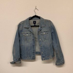 Gap distressed women’s jean jacket